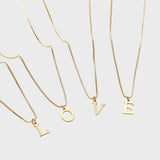 Viktória™ - Nyaklánc kezdőbetűkkel