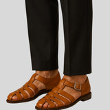 Demeter™ - Zárt szandál elegáns csattal.