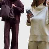 Ivetta™ - Elegáns, kétrészes szett magas nyakkal.