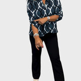 Flóriána™ – Blúz grafikai nyomattal