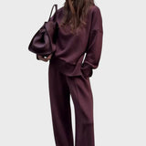 Ivetta™ - Elegáns, kétrészes szett magas nyakkal.