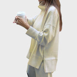 Ivetta™ - Elegáns, kétrészes szett magas nyakkal.