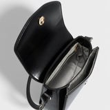 Szonja™ - Strukturált válltáska lakkbőrből