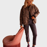 Bella™ - Modern leopárdmintás kabát