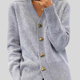 Berta™ - Szív alakú gombokkal díszített kardigán