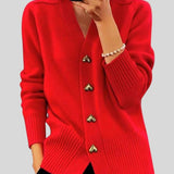 Berta™ - Szív alakú gombokkal díszített kardigán